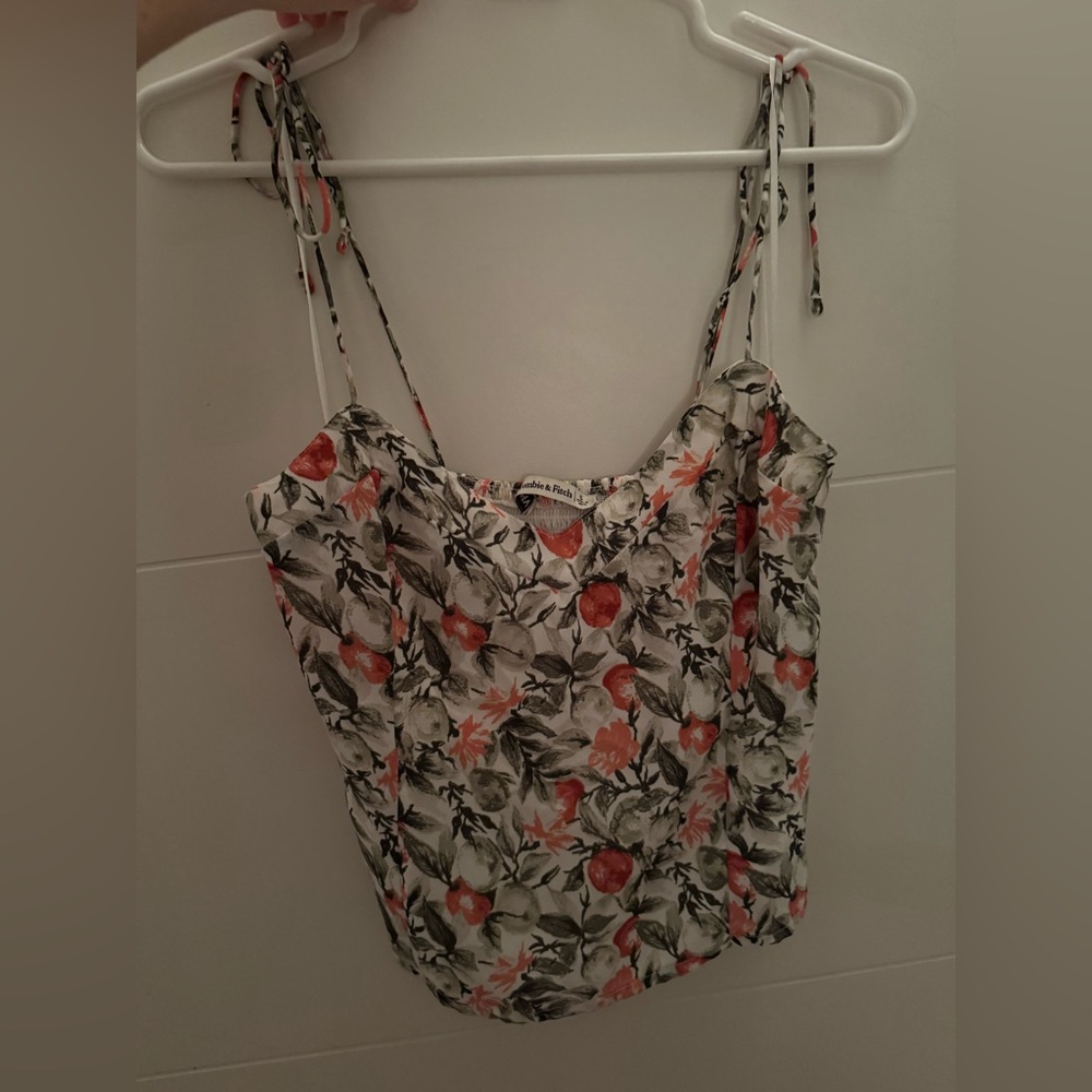 NWT Abercrombie Tie-Strap V-Neck Cami